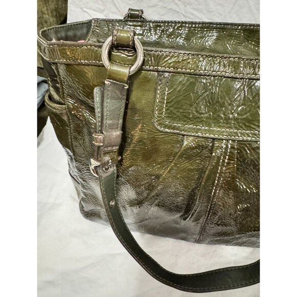 Coach Olive Green Patent Leather Tote With Adjustable Shoulder Strap & Side Buck - Picture 4 of 15